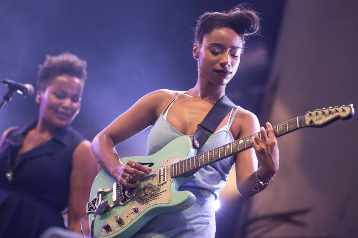 Lianne La Havas @ Lowlands 2015, picture 3, photographed by Dorien Goetschalckx - FrontView Magazine