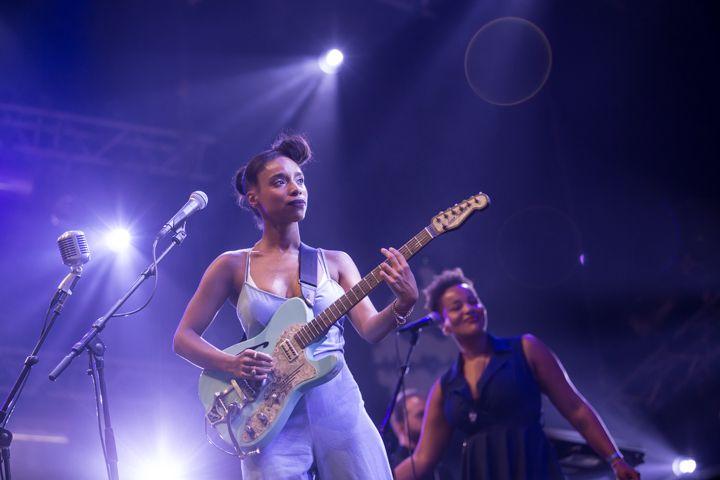 Lianne La Havas @ Lowlands 2015, picture 4, photographed by Dorien Goetschalckx - FrontView Magazine