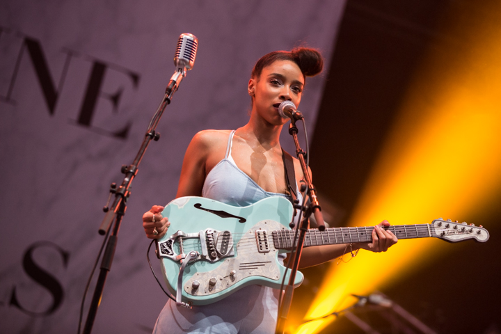 Lianne La Havas @ Lowlands 2015, picture 8, photographed by Dorien Goetschalckx - FrontView Magazine