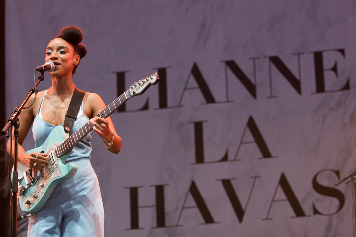 Lianne La Havas @ Lowlands 2015, picture 9, photographed by Dorien Goetschalckx - FrontView Magazine