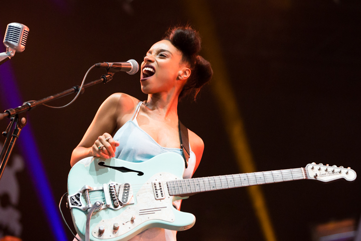 Lianne La Havas @ Lowlands 2015, picture 10, photographed by Dorien Goetschalckx - FrontView Magazine