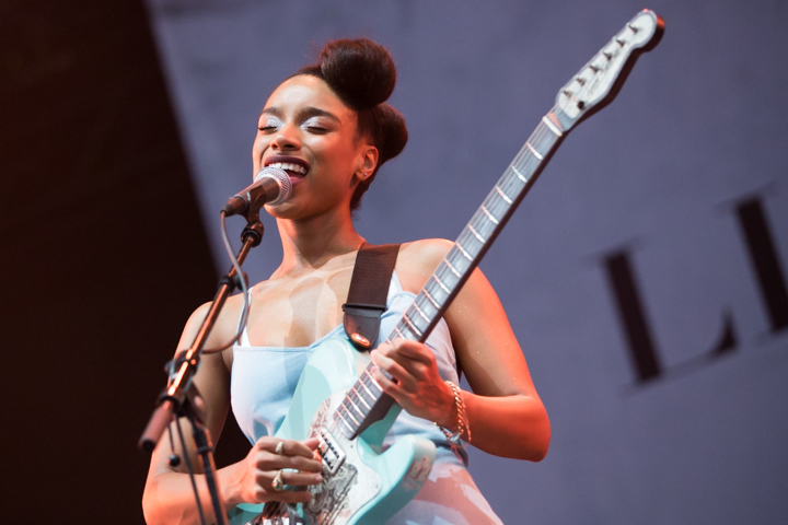 Lianne La Havas @ Lowlands 2015, picture 11, photographed by Dorien Goetschalckx - FrontView Magazine