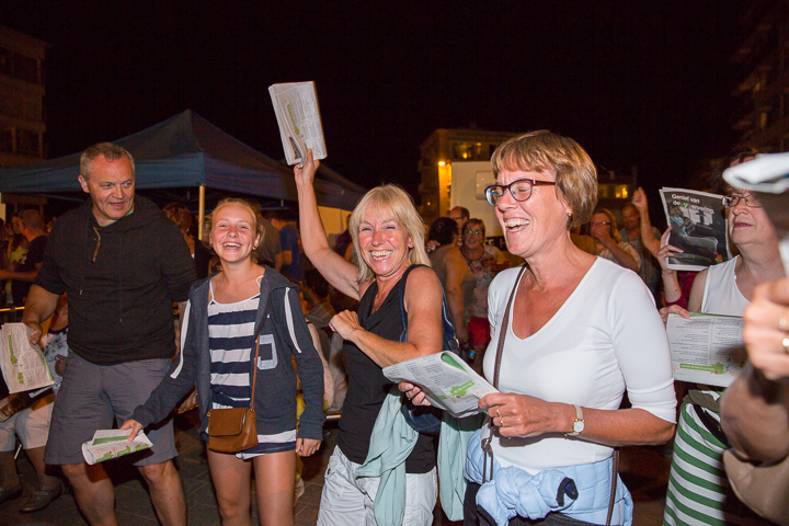Podium & Sfeer @ Vlaanderen Zingt 2015 in St.-Idesbald, foto 73, foto's door Guy Danneels - FrontView Magazine