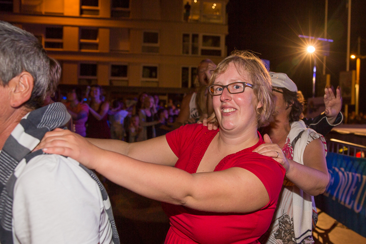 Podium & Sfeer @ Vlaanderen Zingt 2015 in St.-Idesbald, foto 85, foto's door Guy Danneels - FrontView Magazine