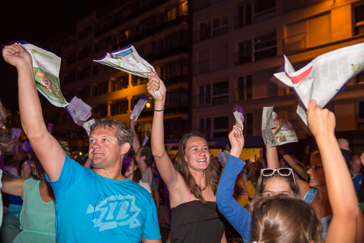 Podium & Sfeer @ Vlaanderen Zingt 2015 in St.-Idesbald, foto 91, foto's door Guy Danneels - FrontView Magazine