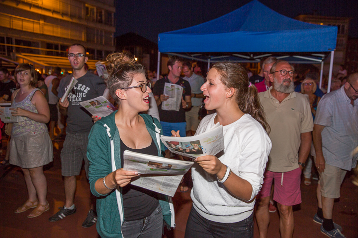 Publieksfoto's & Sfeer Reeks B @ Vlaanderen Zingt 2015 in St.-Idesbald, picture 28, photographed by Guy Danneels - FrontView Magazine