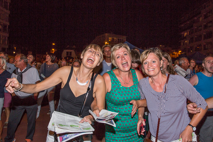 Publieksfoto's & Sfeer Reeks B @ Vlaanderen Zingt 2015 in St.-Idesbald, picture 48, photographed by Guy Danneels - FrontView Magazine
