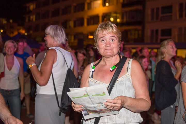 Publieksfoto's & Sfeer Reeks B @ Vlaanderen Zingt 2015 in St.-Idesbald, picture 92, photographed by Guy Danneels - FrontView Magazine