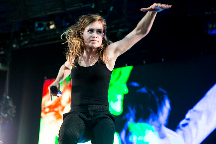 Christine and the Queens @ Lowlands 2015, picture 13, photographed by Dorien Goetschalckx - FrontView Magazine
