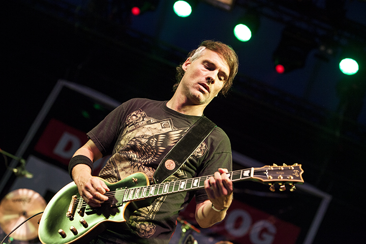 Dog eat Dog Masters@ Rock 2015, foto 10, foto's door Frank Lambrechts - FrontView Magazine