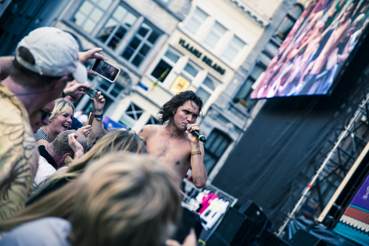 Jett Rebel @ Maanrock 2015, picture 11, photographed by Geert Pieters - FrontView Magazine