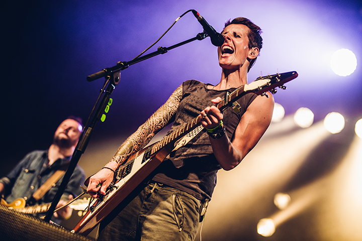 K's Choice @ Boerenrock 2015, foto 11, foto's door Elke Briers - FrontView Magazine