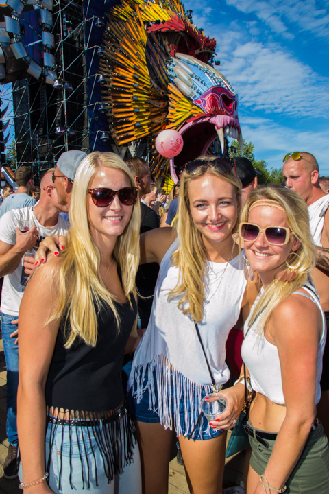 Mysteryland 2015 @ Haarlemmermeer, picture 6, photographed by Tom Van Tongerloo - FrontView Magazine