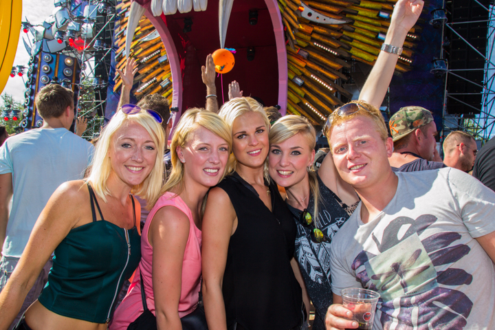 Mysteryland 2015 @ Haarlemmermeer, picture 20, photographed by Tom Van Tongerloo - FrontView Magazine
