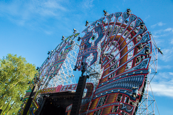 Mysteryland 2015 @ Haarlemmermeer, picture 40, photographed by Tom Van Tongerloo - FrontView Magazine