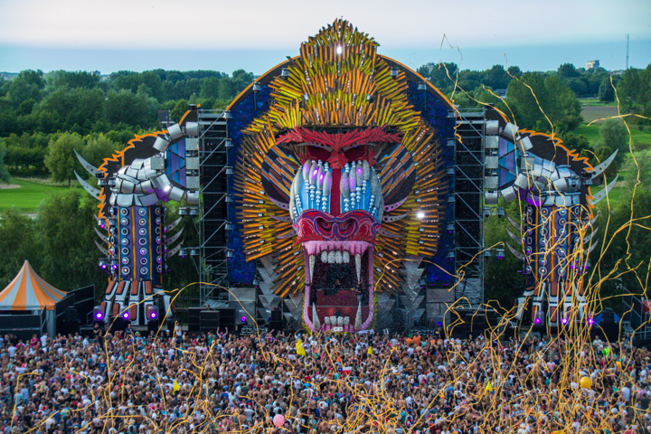 Mysteryland 2015 @ Haarlemmermeer, picture 44, photographed by Tom Van Tongerloo - FrontView Magazine
