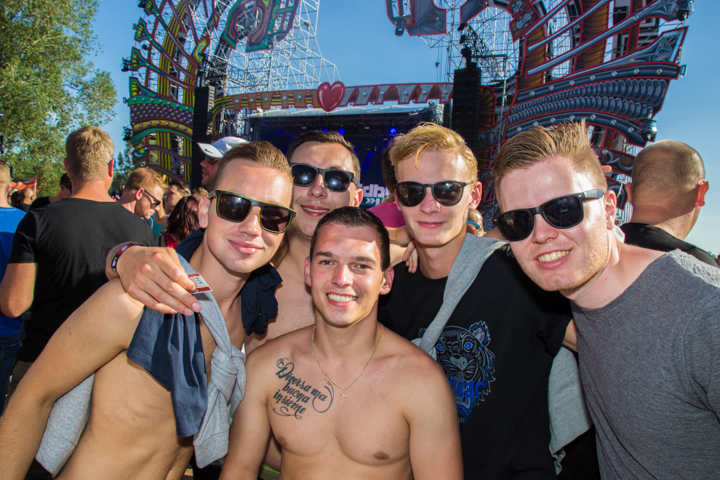 Mysteryland 2015 @ Haarlemmermeer, picture 60, photographed by Tom Van Tongerloo - FrontView Magazine