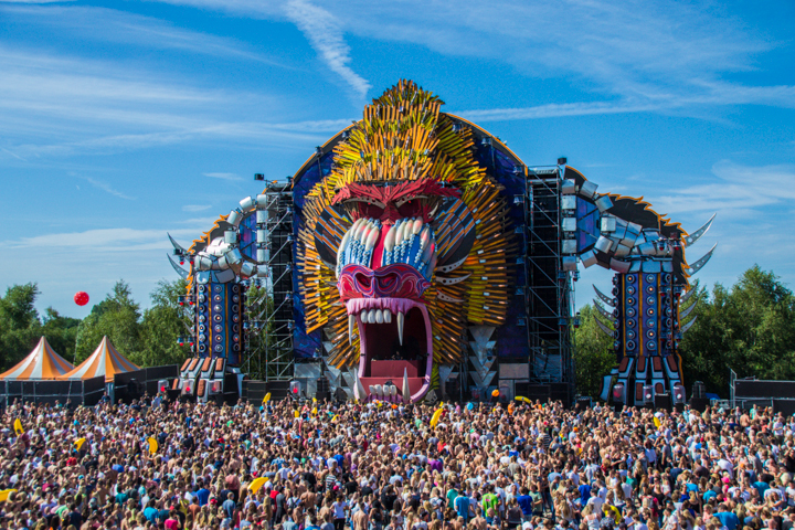Mysteryland 2015 @ Haarlemmermeer, picture 61, photographed by Tom Van Tongerloo - FrontView Magazine
