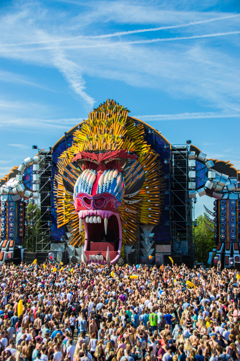 Mysteryland 2015 @ Haarlemmermeer, picture 90, photographed by Tom Van Tongerloo - FrontView Magazine
