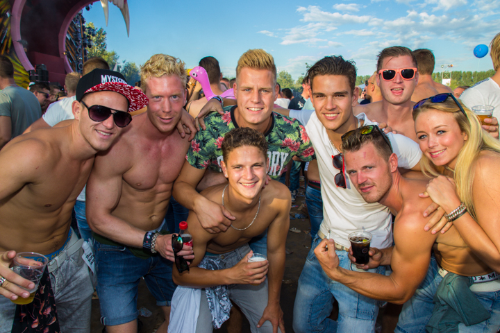 Mysteryland 2015 @ Haarlemmermeer, picture 124, photographed by Tom Van Tongerloo - FrontView Magazine