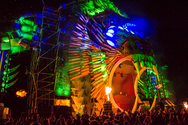Mysteryland 2015 @ Haarlemmermeer, picture 161, photographed by Tom Van Tongerloo - FrontView Magazine