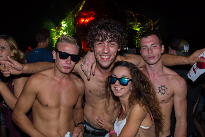 Mysteryland 2015 @ Haarlemmermeer, picture 188, photographed by Tom Van Tongerloo - FrontView Magazine