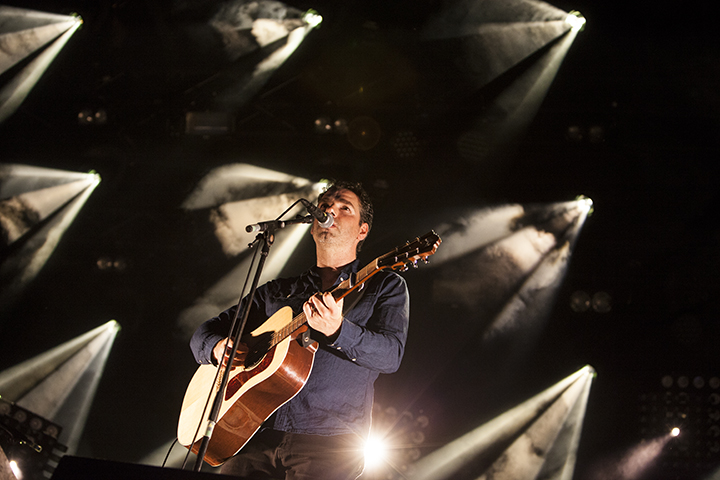 Yevgueni @ Maanrock 2015, foto 2, foto's door Frank Lambrechts - FrontView Magazine