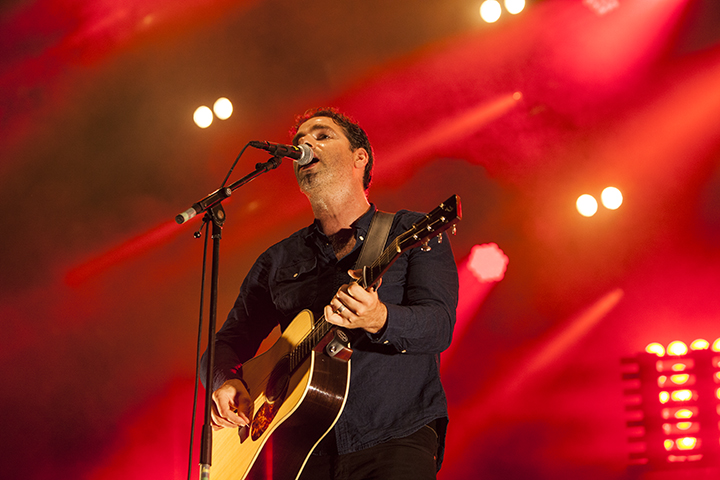 Yevgueni @ Maanrock 2015, foto 8, foto's door Frank Lambrechts - FrontView Magazine