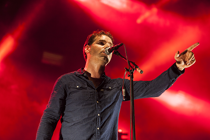 Yevgueni @ Maanrock 2015, foto 9, foto's door Frank Lambrechts - FrontView Magazine