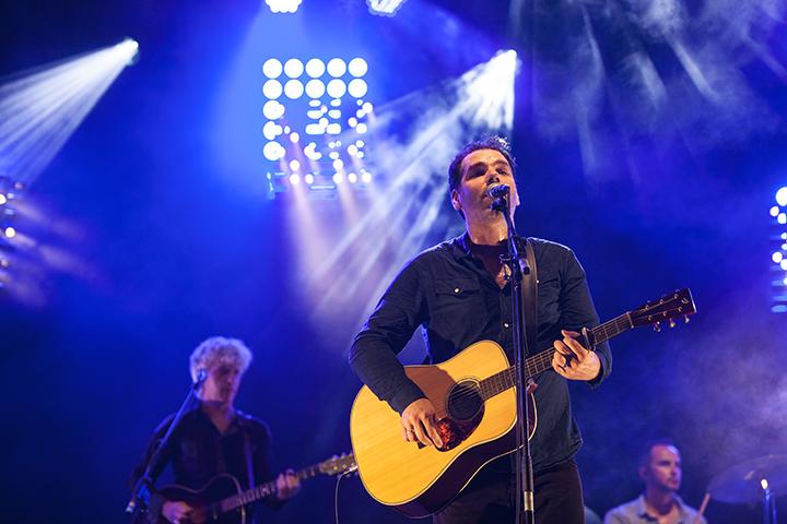 Yevgueni @ Maanrock 2015, foto 13, foto's door Frank Lambrechts - FrontView Magazine