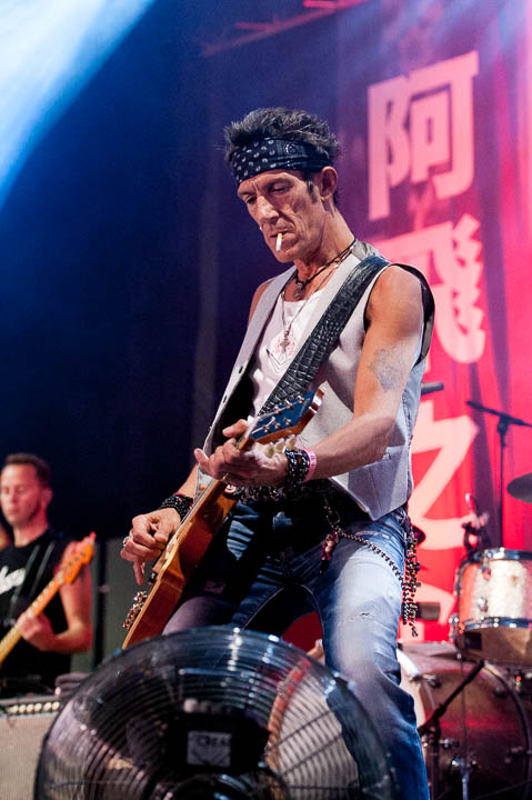 The Scabs @ Jospop 2015, picture 2, photographed by Davy Vissers - FrontView Magazine