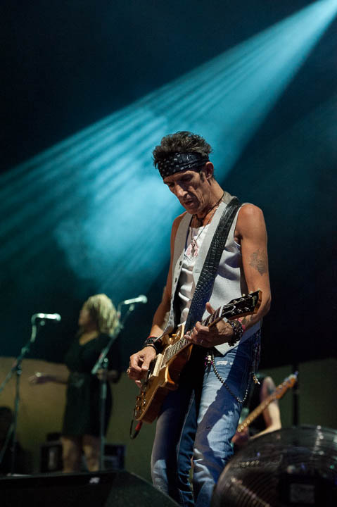 The Scabs @ Jospop 2015, picture 9, photographed by Davy Vissers - FrontView Magazine