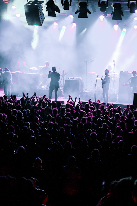 Echo & the Bunnymen @ OLT Rivierenhof, picture 12, photographed by Walter Grimm - FrontView Magazine