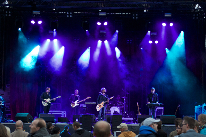 Suburb Songs @ Villa Pace 2015, picture 9, photographed by Bart Baevegems - FrontView Magazine