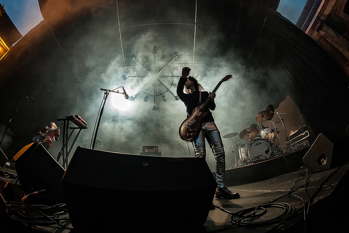 White Hills @ Villa Pace 2015, picture 19, photographed by Edwin Houdevelt - FrontView Magazine