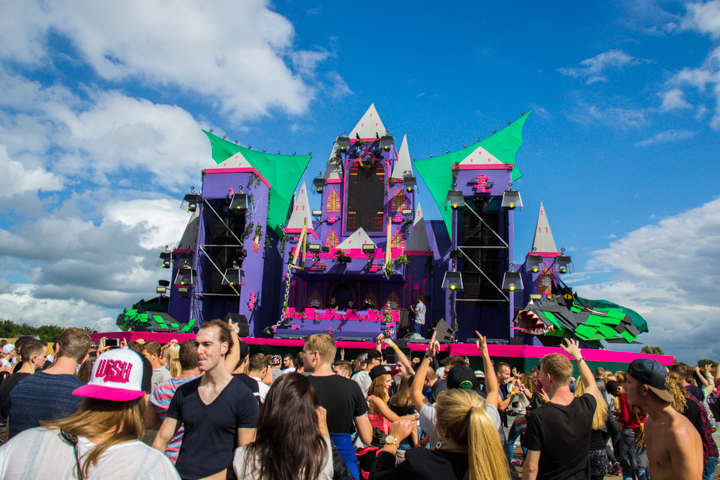 Dream Village - Deel 1 @ Koutereind Oosterhout, picture 3, photographed by Tom Van Tongerloo - FrontView Magazine