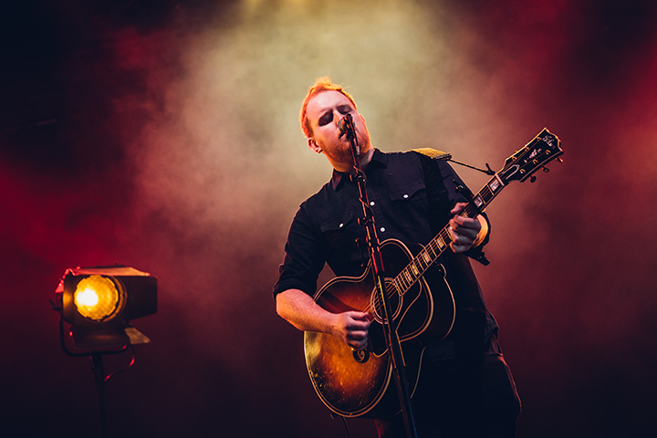 Gavin James @ Crammerock 2015, picture 5, photographed by Elke Briers - FrontView Magazine