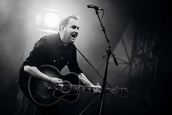 Gavin James @ Crammerock 2015, picture 6, photographed by Elke Briers - FrontView Magazine