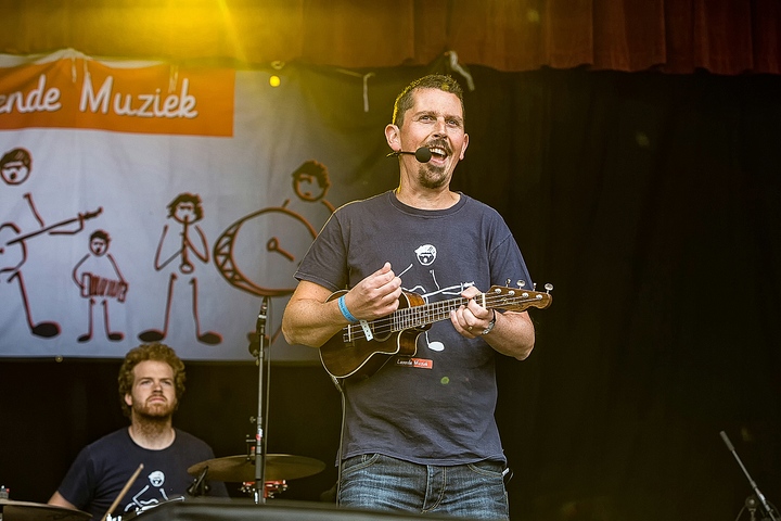 Pechvogels of Gelukzakken @ Villa Pace 2015, picture 15, photographed by FrontView Magazine