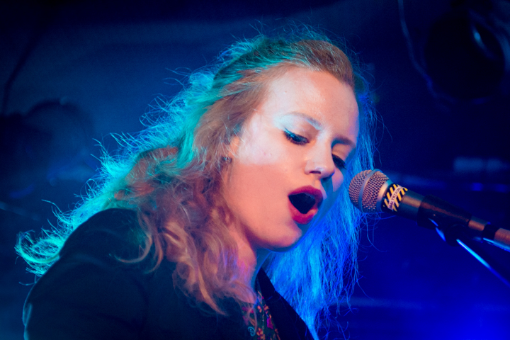School is Cool @ Trix Club, foto 10, foto's door Erwin Evrard - FrontView Magazine