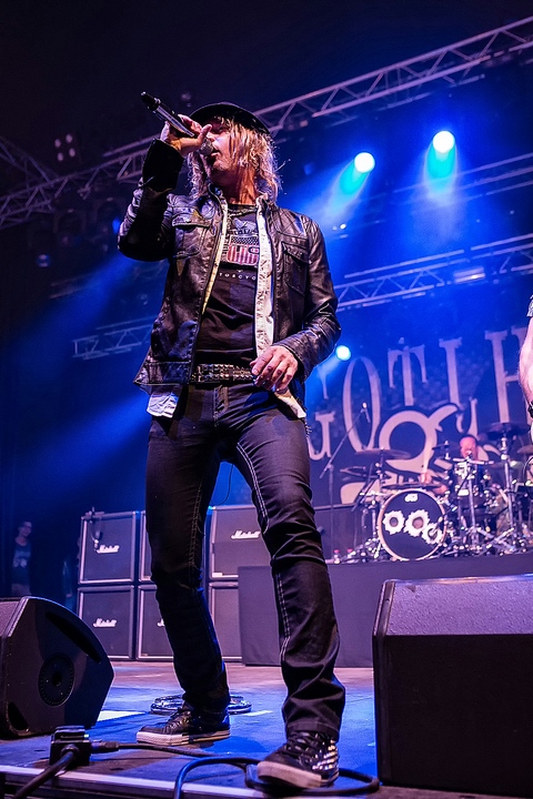 Gotthard @ OlensFest 2015, foto 10, foto's door Edwin Houdevelt - FrontView Magazine