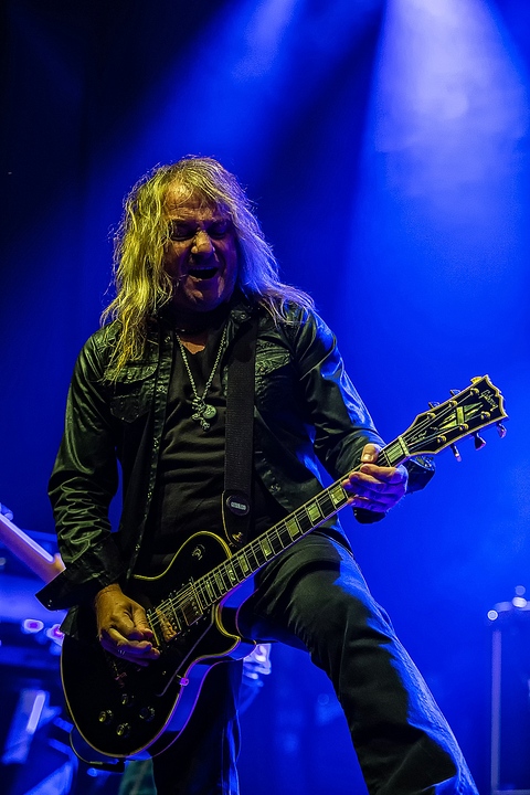 Gotthard @ OlensFest 2015, foto 13, foto's door Edwin Houdevelt - FrontView Magazine
