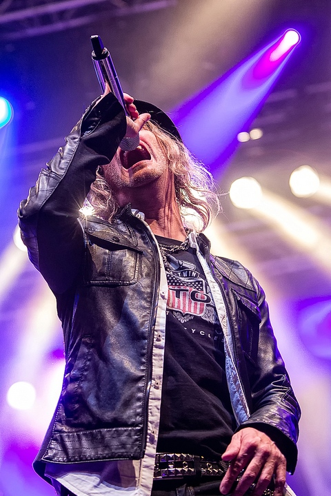 Gotthard @ OlensFest 2015, foto 16, foto's door Edwin Houdevelt - FrontView Magazine