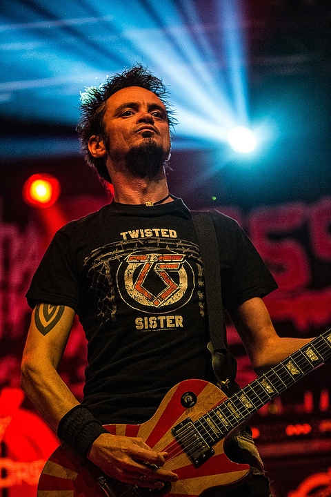 Funeral Dress @ OlensFest 2015, picture 2, photographed by Edwin Houdevelt - FrontView Magazine