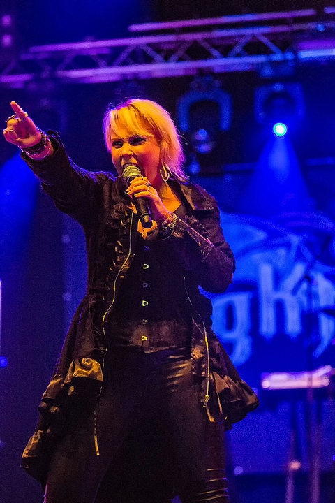 Nightqueen @ OlensFest 2015, picture 6, photographed by Edwin Houdevelt - FrontView Magazine