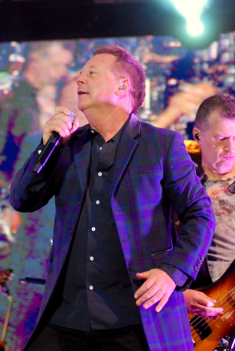 Simple Minds@ Hickstead UK Boomerang Festival, picture 6, photographed by Peter Minnebo - FrontView Magazine