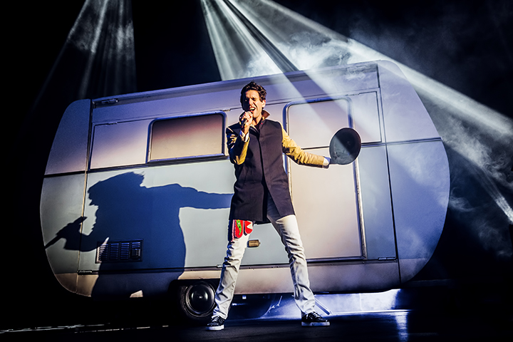Mika @ Vorst Nationaal, picture 1, photographed by Elke Briers - FrontView Magazine