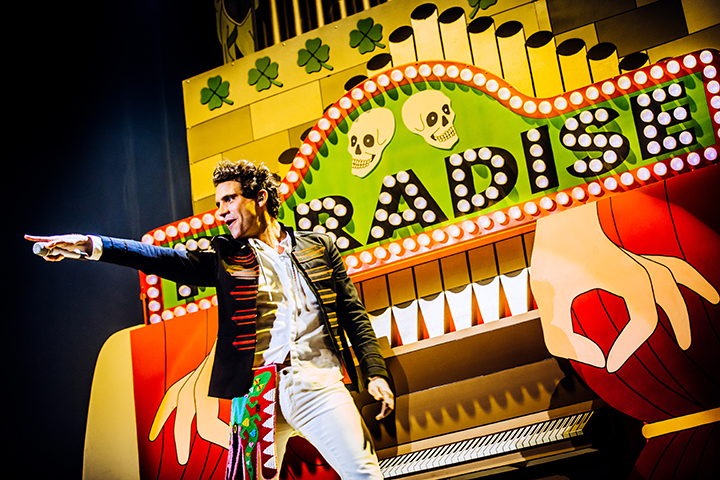 Mika @ Vorst Nationaal, picture 4, photographed by Elke Briers - FrontView Magazine