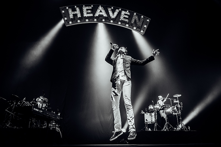Mika @ Vorst Nationaal, picture 7, photographed by Elke Briers - FrontView Magazine