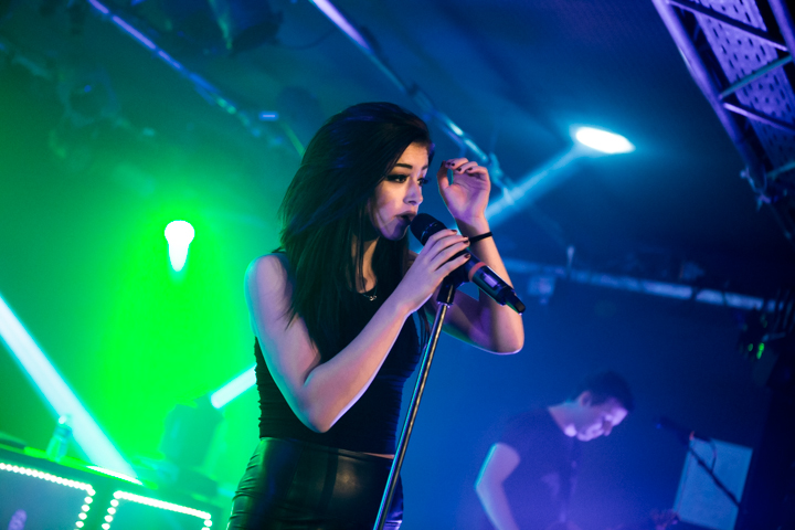 Against The Current @ Trix, foto 5, foto's door Dorien Goetschalckx - FrontView Magazine